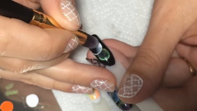 Дизайн гель-лаками "Пузыри" смотреть онлайн