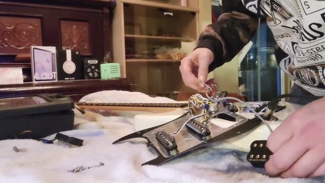 FENDER STRATOCASTER PLAYER HSS FLOYD ROSE LIMITED EDITION (UPGRADE) смотреть онлайн