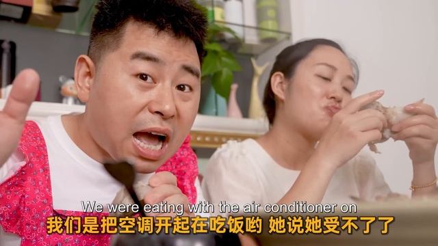 【超小厨】180买9斤猪大骨，卤的软烂可口，媳妇直接用手抱着啃，真香！ смотреть онлайн