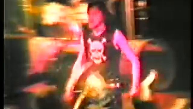 Rattus: Voittaako Pahuus - Lepakko, Helsinki 18.5.1985 смотреть онлайн