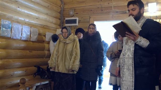 Иерей Дмитрий Трифонов. Чин великого освящение воды в купели у реки Ключевки смотреть онлайн
