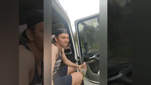 YouCut_20230517_130442628.mp4