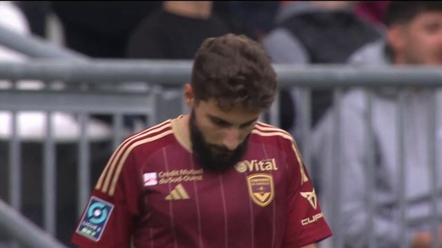 FC GIRONDINS DE BORDEAUX - RODEZ AVEYRON FOOTBALL (2 - 2) - Résumé - (GdB - RAF) / 2023-2024 смотреть онлайн