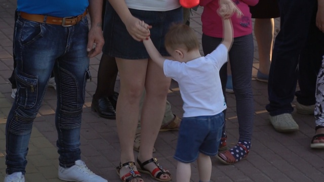 Открытие обновлённой лестницы по бульвару Гагарина и набережной смотреть онлайн