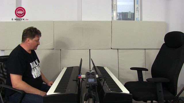 Roland FP 10 vs FP 30 demo porównanie - comparison Roland FP-30 vs FP-10 смотреть онлайн