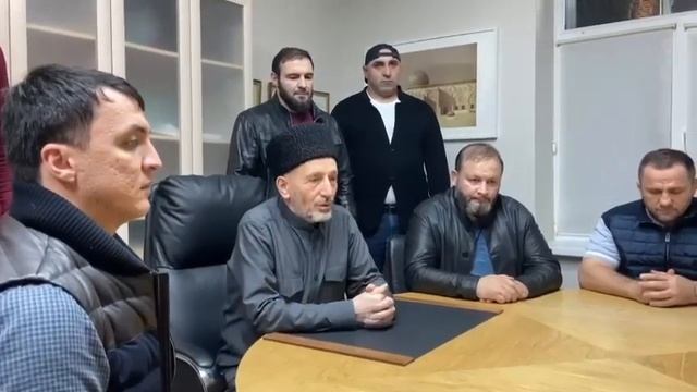 СРОЧНО!!! ОБРАЩЕНИЕ МУФТИЯ ИЗ ЗА АЭРОПОРТА В МАХАЧКАЛЕ смотреть онлайн