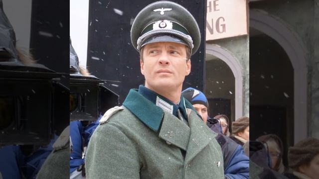 Актер  Влад Резник