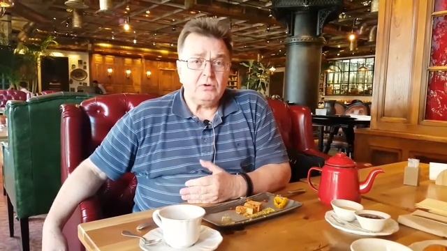 Почему молодежь игнорирует рестораны русской кухни. Как изменить их установки? Помогут психологи.