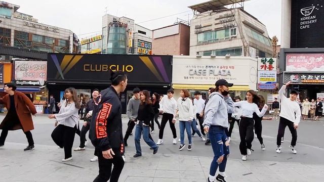 'This is me' The Greatest Showman Flash Mob, in Seoul (2019) смотреть онлайн