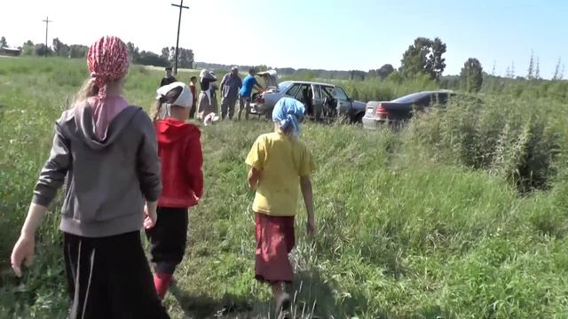 Отъезд из лагеря-стана. Прощание. 10 ударов в колокол каждому сделать самому. 09. 07. 2016 смотреть онлайн