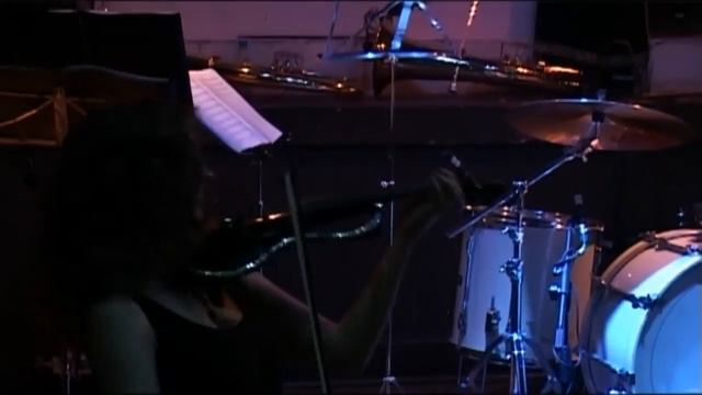 Скрипичный дуэт Laruan - I Love Rock-n-Roll (cover)