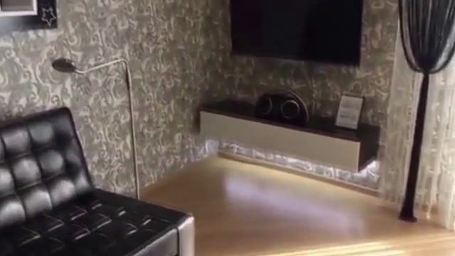 Подвесные полки для книг, черно-белый глянец. Подвесная тумба с подсветкой под телевизор. смотреть онлайн