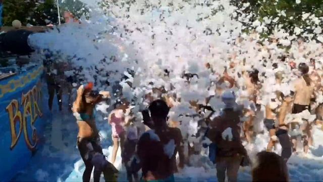 Небуг, Туапсе, аквапарк 15.08.2021 #небуг #туапсе #аквапарк #2021 #пеннаявечеринка смотреть онлайн