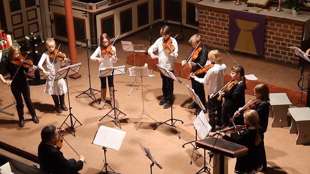 O. Rieding H-moll Op.35 /  Auld Lang Syne - Greensleeves/ Daniel Thieme Und Bergedorfer Geigenmäuse