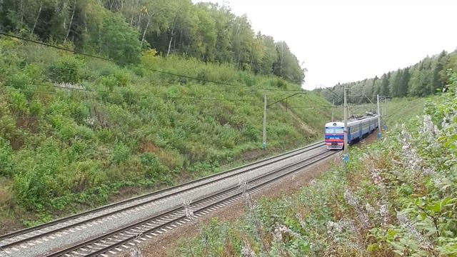 РЖД ЭР2Т-7202.MOV смотреть онлайн