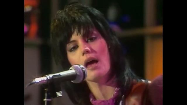 JOAN JETT Performs CRIMSON AND CLOVER