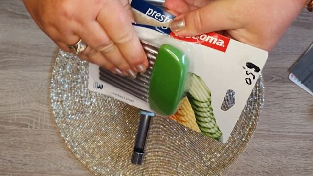 Распаковка/КУХОННЫЕ АКСЕССУАРЫ/ГАДЖЕТЫ ДЛЯ КУХНИ смотреть онлайн