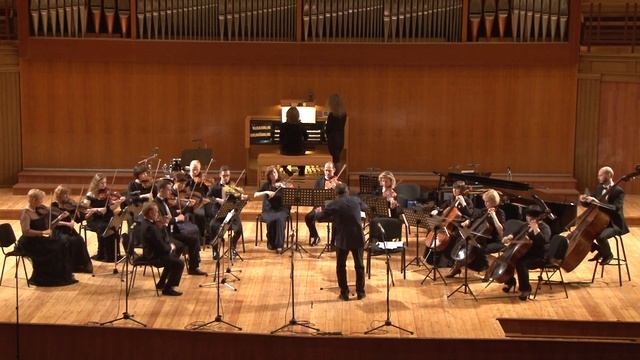 Bach Overture orchestra and organ solo Elvira Akhmetov. смотреть онлайн