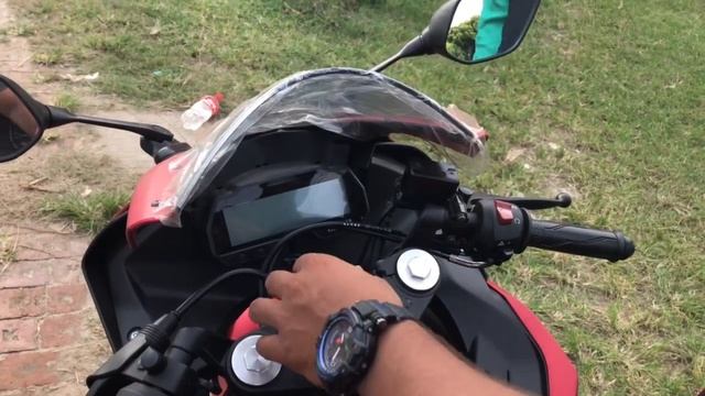 YAMAHA R15 V3 2018 Review | Matte Red | First look 2018 ✅ Best Bike in 2018 смотреть онлайн