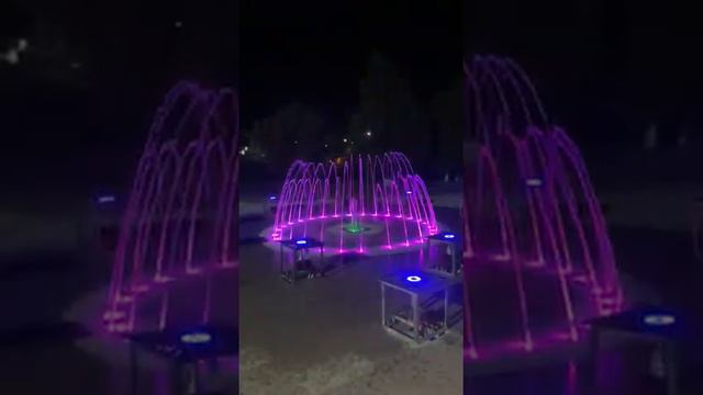Тестовый запуск нового фонтана в парке Сальска смотреть онлайн