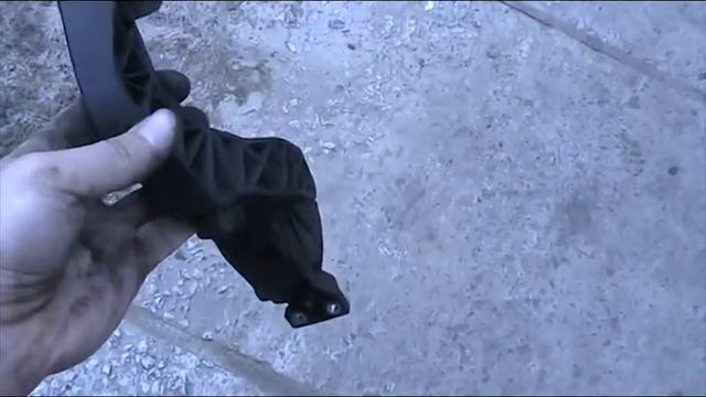 8D1723523N Педаль акселератора с электронным модулем смотреть онлайн