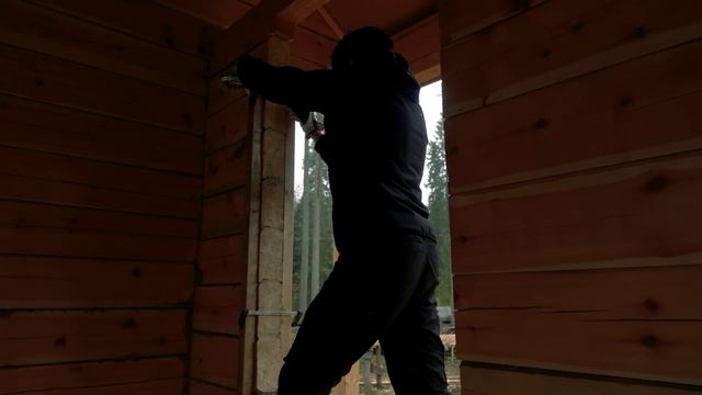 Project log cabin | Restoring & installing the door смотреть онлайн