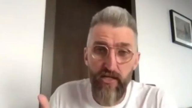 Откуда появляются деньги в сетевом смотреть онлайн