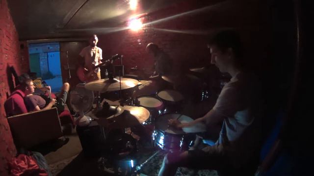 Марки на луну (drum lol) смотреть онлайн