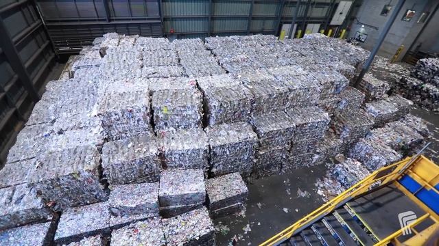 What happens to your recycling смотреть онлайн