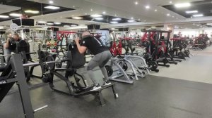 Приседания ГАК или обычные приседания в тренажере