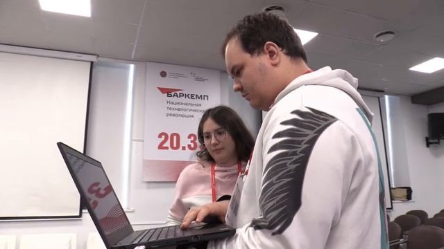 Баркемп 20.35, 8 ноября | Точка кипения, зал Микеланджело смотреть онлайн