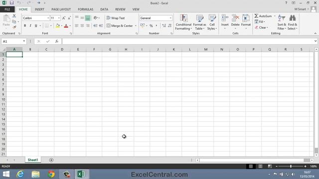 2-2: Open and view two Excel workbooks at the same time смотреть онлайн