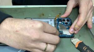 Не падал! Чёрный экран на Samsung - решение проблемы