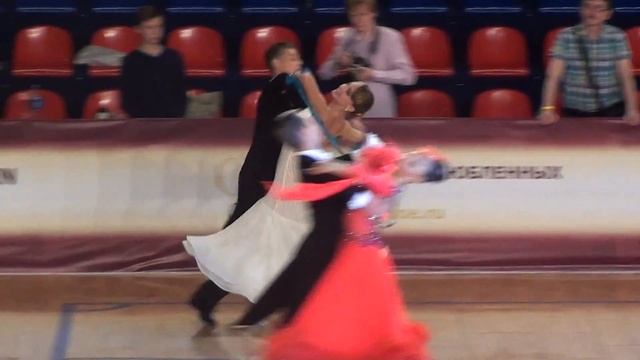 Юниоры 2 Стандарт 1/2 Венский Вальс Чернышев Степан - Головатик Софья смотреть онлайн