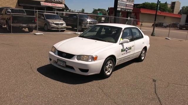 Lot 49 - 2001 Toyota Corolla LE 4 Door Sedan смотреть онлайн
