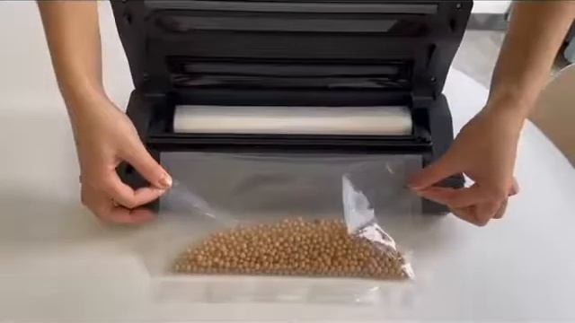 V3530 with Built-in Roll Storage Chamber and Bag Cutter Operation Video смотреть онлайн