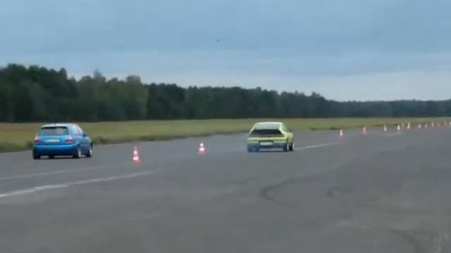 Honda crx 1.6 vtec & VW golf 2.8 vr6 start 1 смотреть онлайн