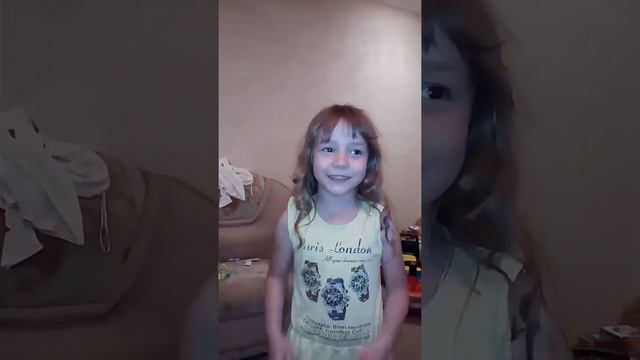 Диана.(внученька)поёт😊 смотреть онлайн
