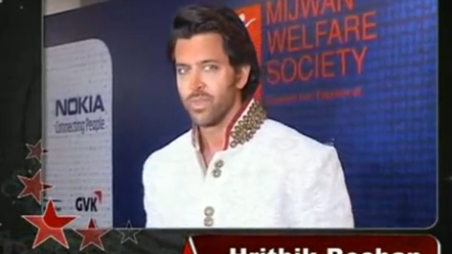 BollywoodWalksTheRampForShabanaAzmisNGO