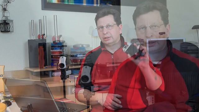 Sony HDR-MV1 смотреть онлайн