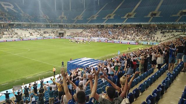Ротор 2 - 1 Биолог / Фанаты поздравляют Щербаченко смотреть онлайн