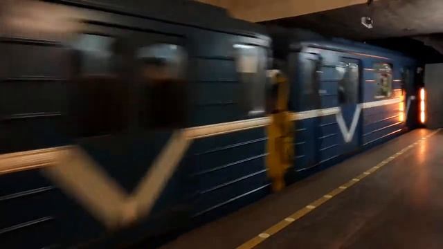 Вагон приехал на станцию Владимирская смотреть онлайн