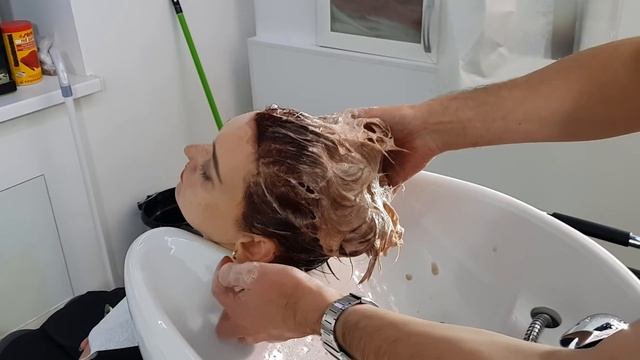 креативная женская стрижка и окраска . балаяж? шатуш? аэртач? начёстач☝️? #женскаякреативная смотреть онлайн