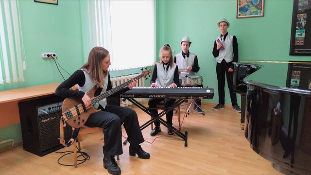 Ансамбль «Квадрат» | Н.Мордасов «Давным-давно» смотреть онлайн