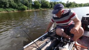 Подъем Сома на Эхолоте! Учимся Квочить! Эхолот LOWRANCE HOOK2 4X