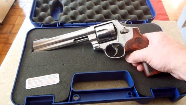 S&W 629 Classic Deluxe .44 Magnum 6.5