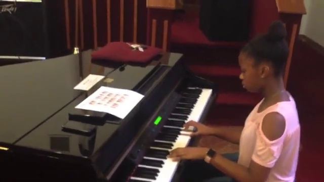 Something About the Name Jesus | High Praise Chords (From Live Lesson) смотреть онлайн