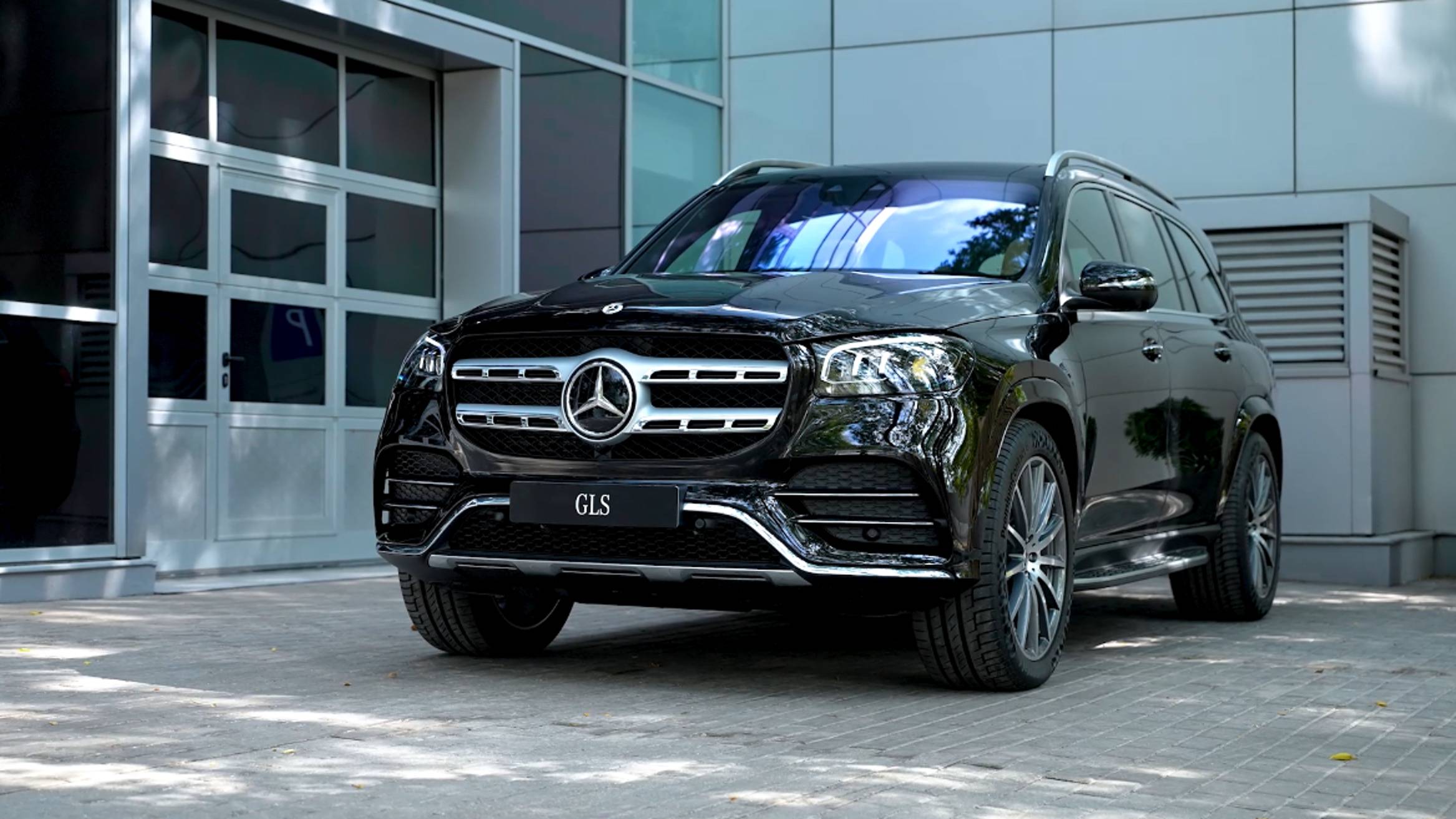 Mercedes-Benz GLS 400 d 4MATIC Luxury. 2023 г. в МБ РУС. смотреть онлайн