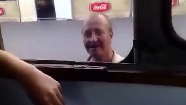 БАТЛ РУЛЕЙ в СПАРК! БАТЛ ДЕТАЛЕЙ на трюковой самокат! смотреть онлайн