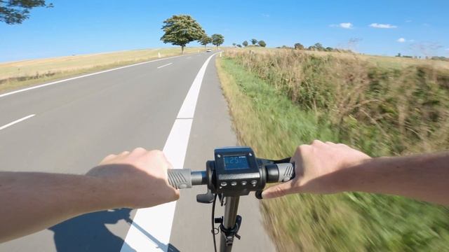 E-TWOW GT SE (by UScooters) Review - The King Of Ultra-Portable Electric Scooters? смотреть онлайн